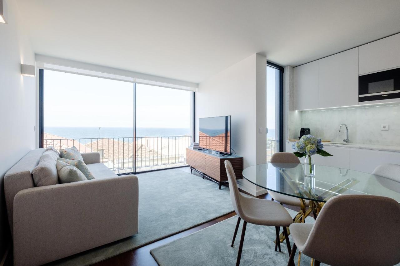 Boutique Rentals- Bliss By The Sea Apt- Ocean Views In Foz Beach Porto Kültér fotó