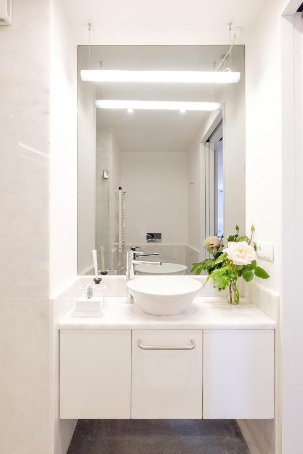 Boutique Rentals- Bliss By The Sea Apt- Ocean Views In Foz Beach Porto Kültér fotó